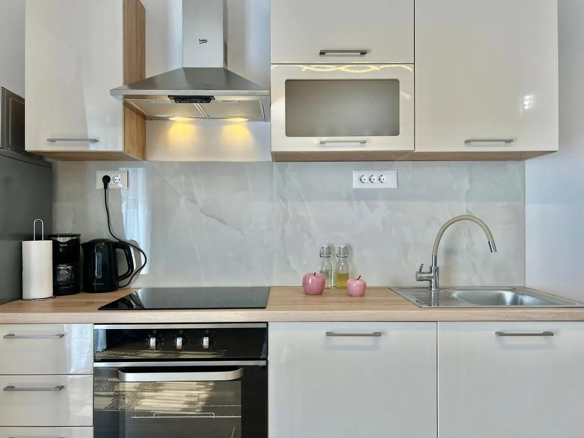 Apartmani Marijana & Iva Jadranovo